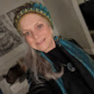 Meet your Posher, Tina